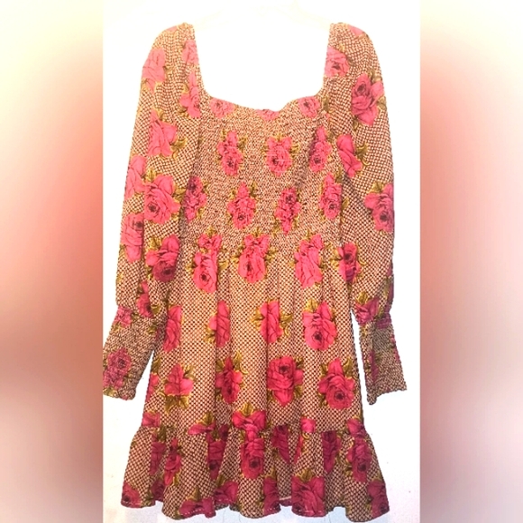 Betsey Johnson Dresses & Skirts - BETSY JOHNSON BEIGE  AND PINK FLORAL PRINTED LONG SLEEVES DRESS